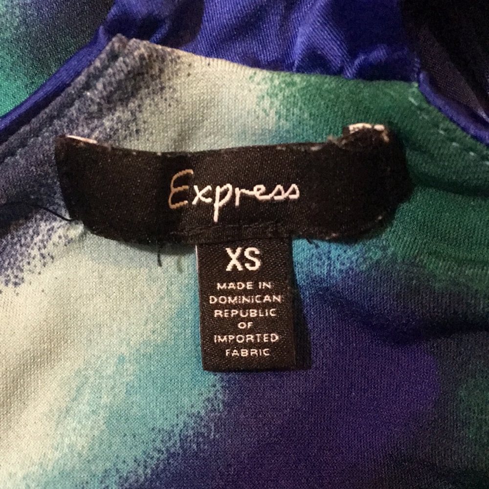 Express Top - Picture 3 of 3